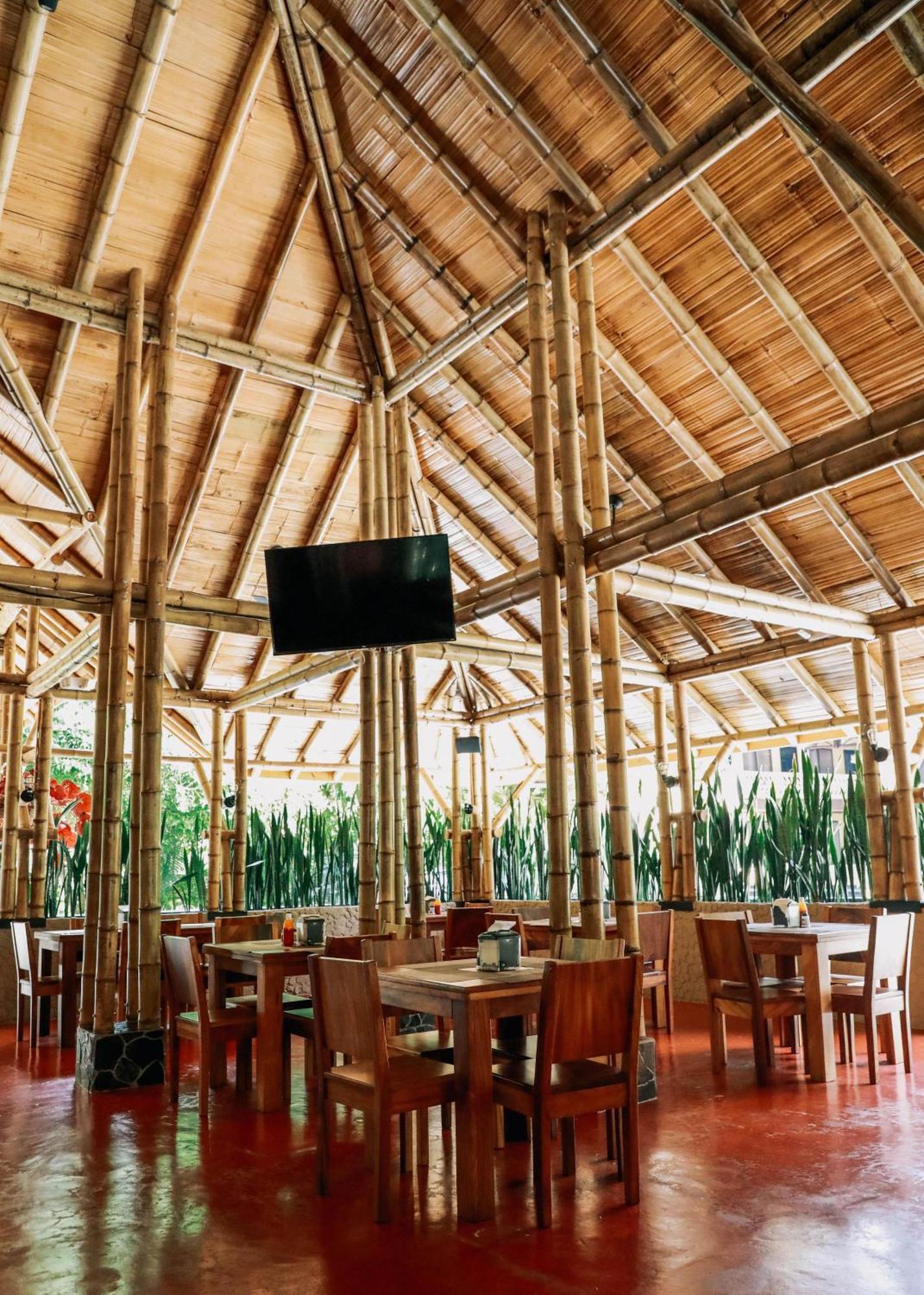 Hotel Y Restaurante El Paramo San Rafael  Bagian luar foto